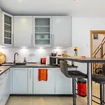 Mit 3 Schlafzimmern *