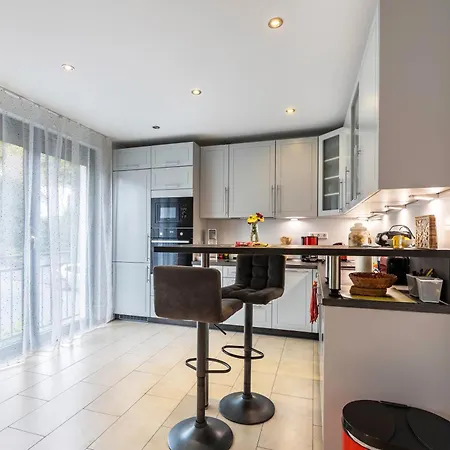 Mit 3 Schlafzimmern 公寓 索林根