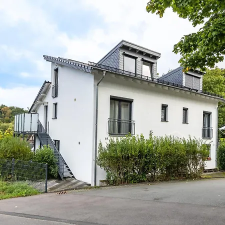 Mit 3 Schlafzimmern