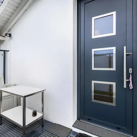 Appartement Mit 3 Schlafzimmern *