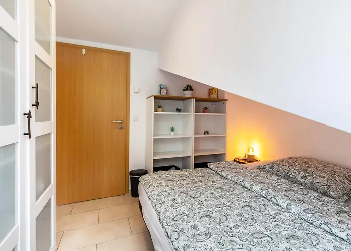 Mit 3 Schlafzimmern Solingen